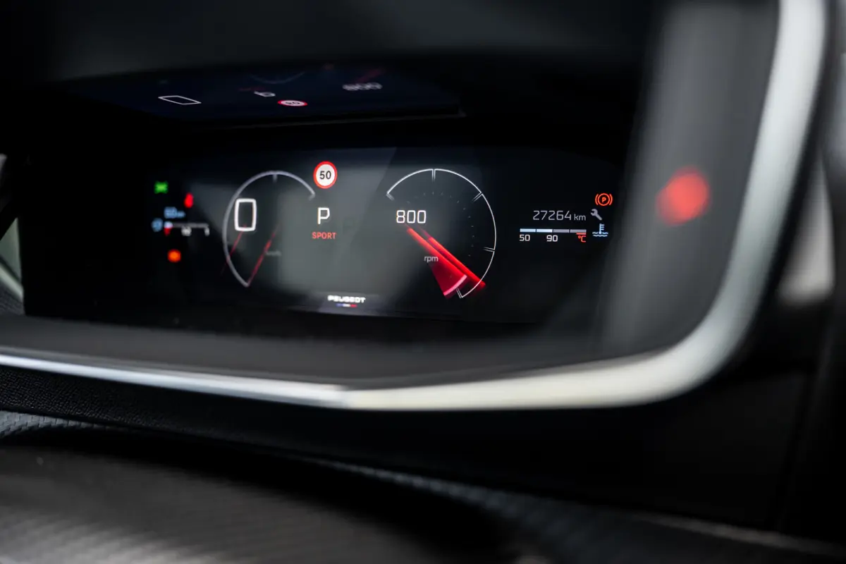 1.2 GT /Pano/360/Massage/Carplay