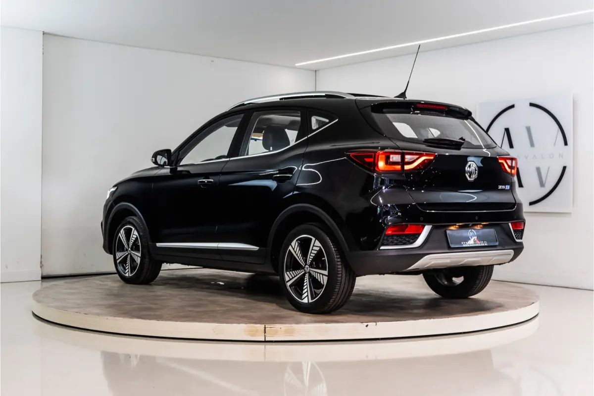 MG Luxury 45 kWh 143PK | Panoramadak | Keyless | Elektr. Stoelen | VOL! Garantie