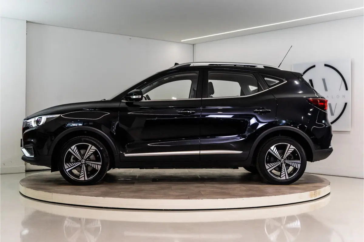 MG Luxury 45 kWh 143PK | Panoramadak | Keyless | Elektr. Stoelen | VOL! Garantie