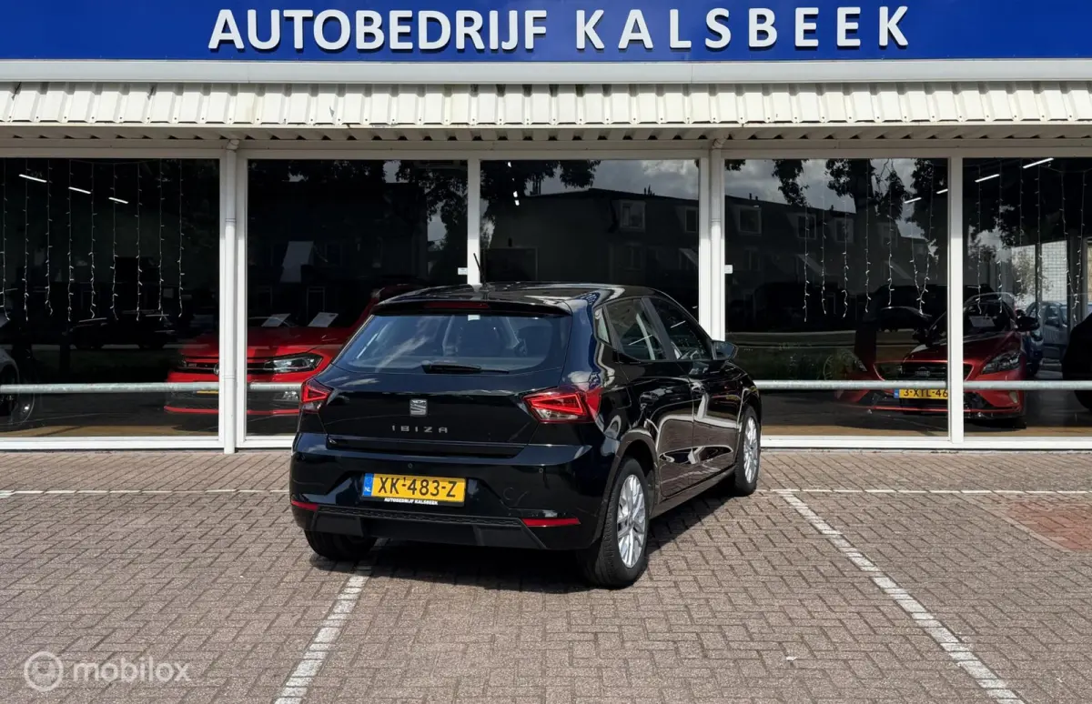 1.0 TSI FR Business Intense|Carplay|Stoelverwarming|Navigatie|
