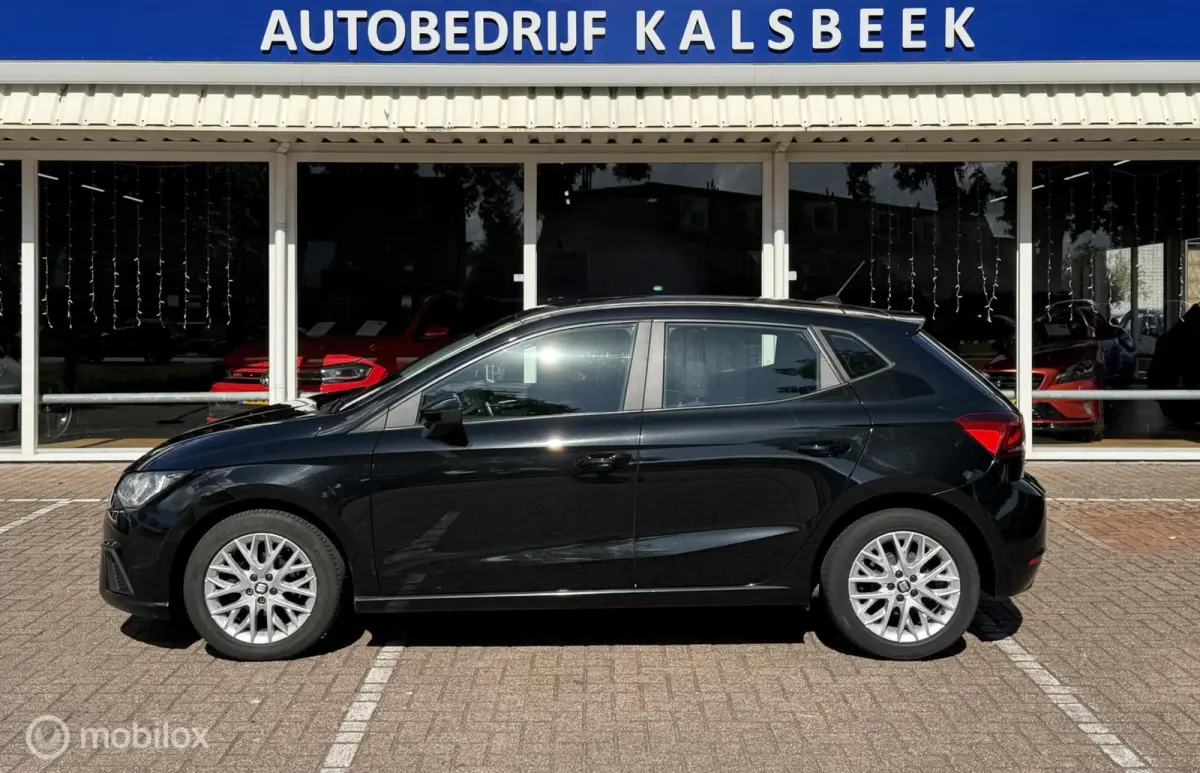1.0 TSI FR Business Intense|Carplay|Stoelverwarming|Navigatie|