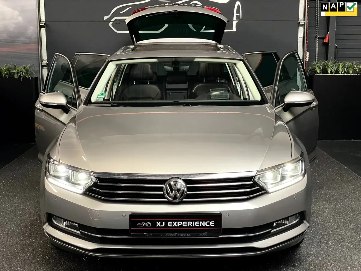 1.6 TDI Connected Plus PANO HUD LEER AUTOMAAT TREKH