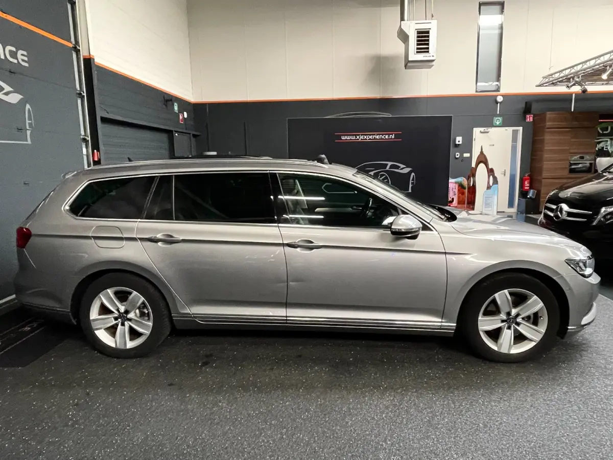 1.6 TDI Connected Plus PANO HUD LEER AUTOMAAT TREKH