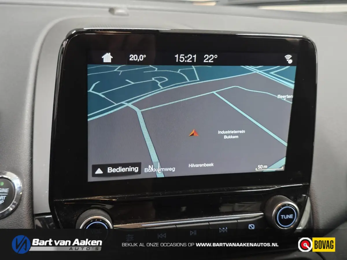 1.0 125pk Titanium Camera Navigatie Winterpack Climate