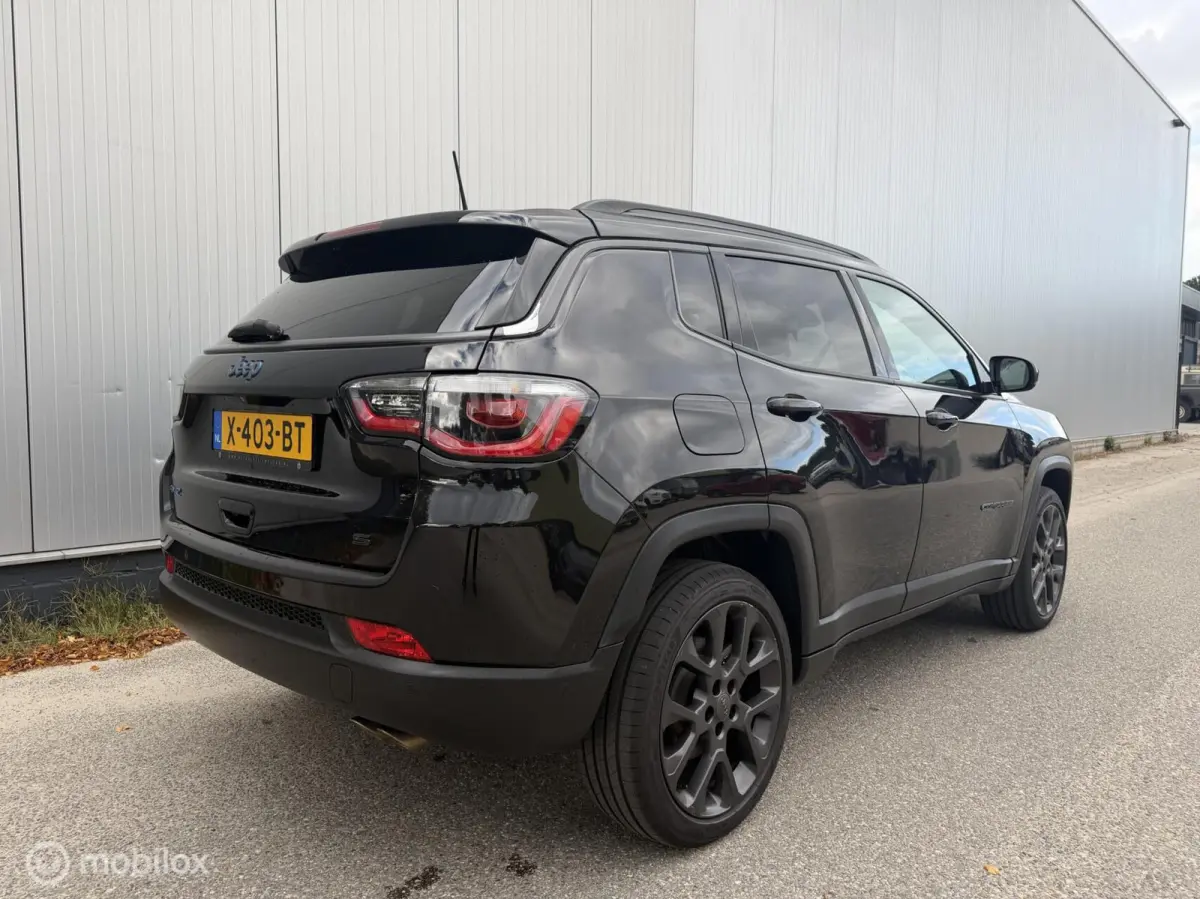4xe 240 Plug-in Hybrid Trailhawk