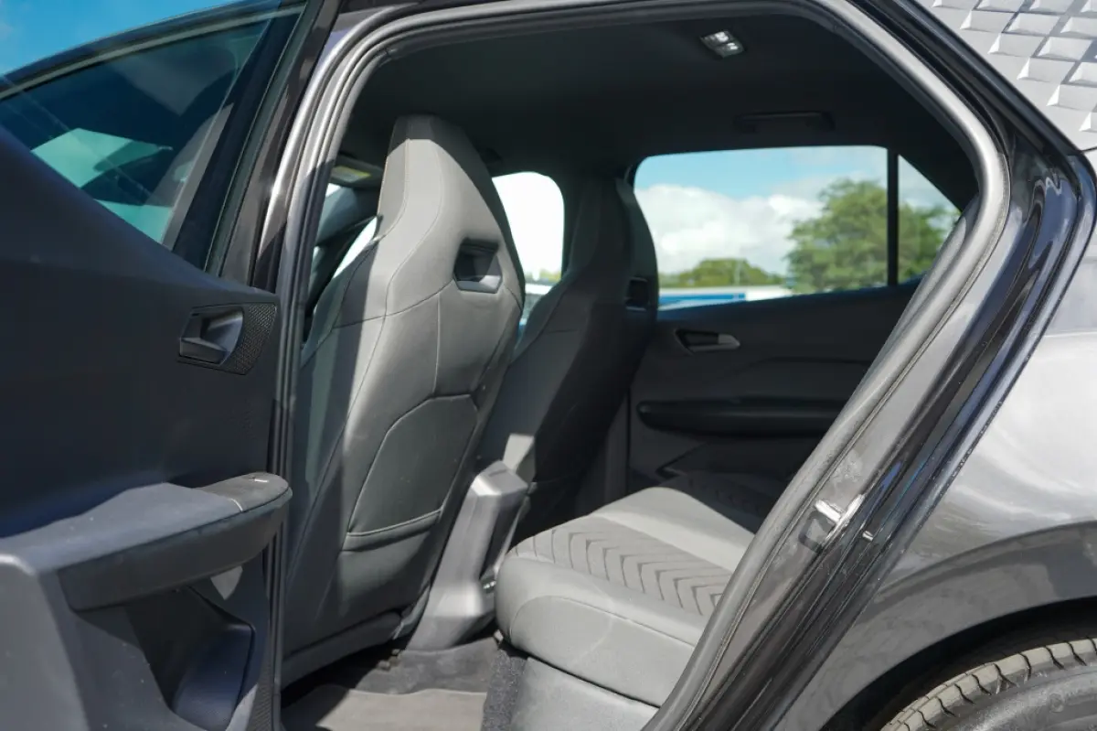 Performance 82 kWh | 97,53% SOH | Led | Camera | Travel assist