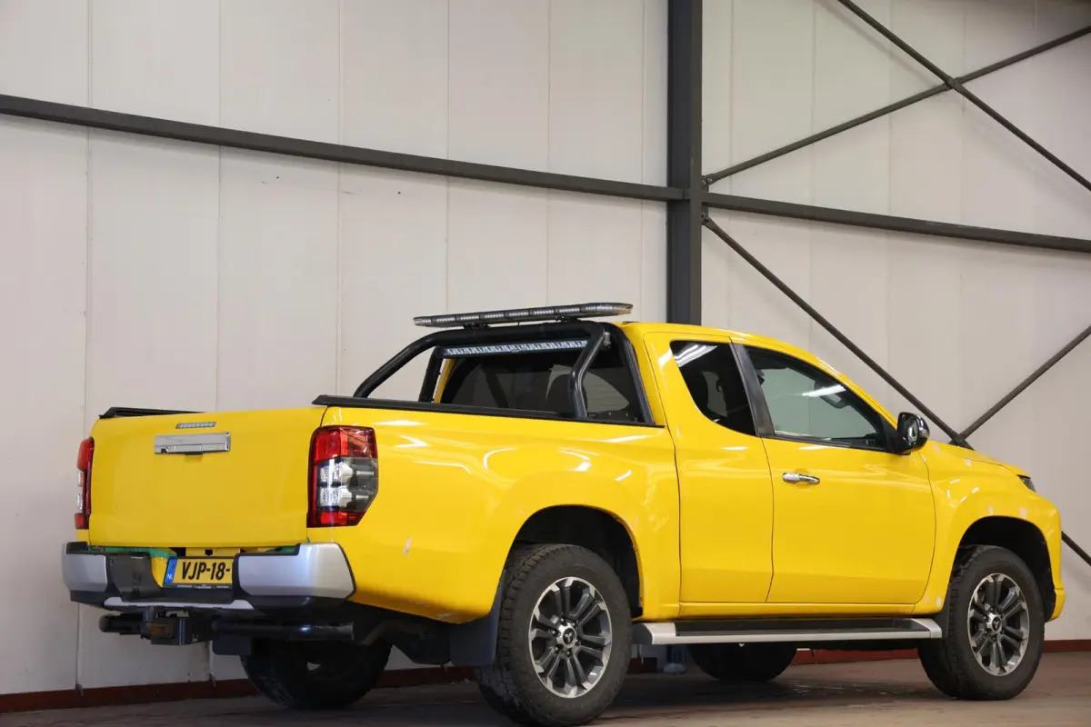 2.2 DI-D Intense 4X4 4WD TREKHAAK