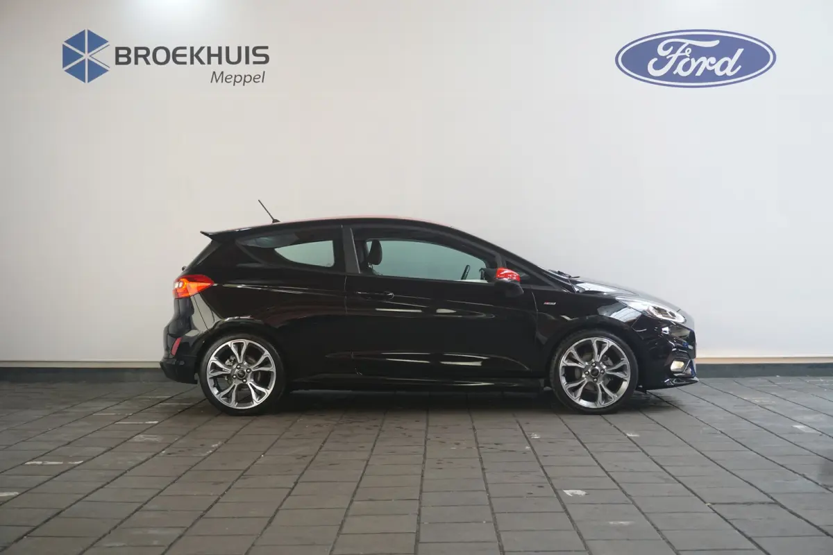 1.0 EcoBoost ST-Line | 125 pk! | Half Leder | Winter Pakket | DAB | Climate Control | Navigatie |