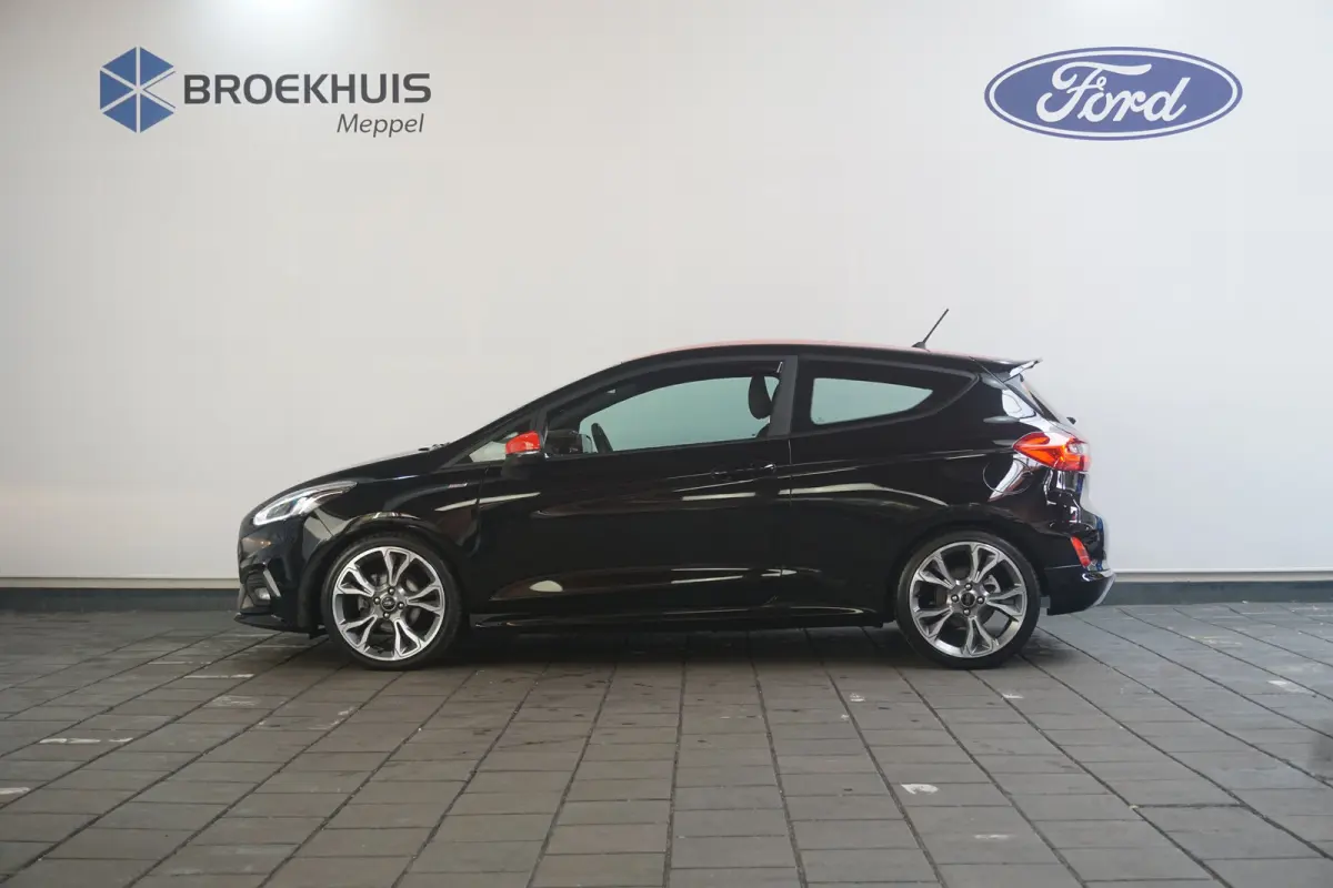 1.0 EcoBoost ST-Line | 125 pk! | Half Leder | Winter Pakket | DAB | Climate Control | Navigatie |