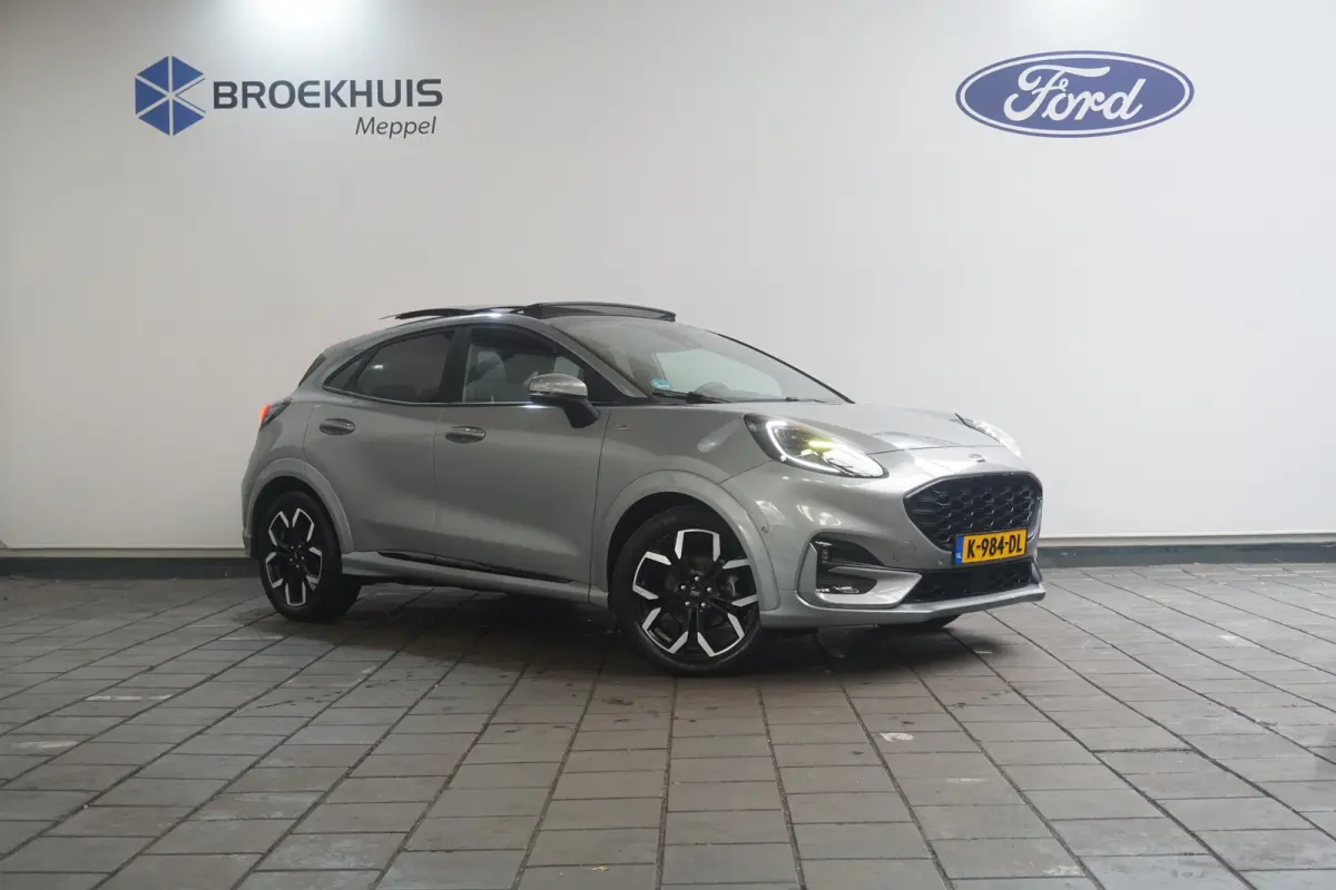 1.0 EcoBoost ST-Line X Automaat | Compleet! | Panoramadak | Adaptive Cruise | Dode Hoek Detectie | Winter Pakket | Elektrische Kofferklep |
