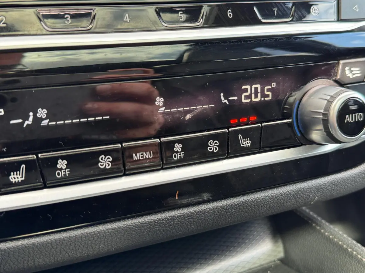 520i M-sport ✅ Pano ✅ Trekhaak ✅ Leder