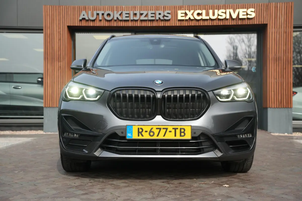 xDrive25e High Executive Panoramadak Adapt Cruise Headup Harman/Kardon Memory