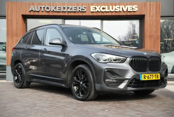 xDrive25e High Executive Panoramadak Adapt Cruise Headup Harman/Kardon Memory