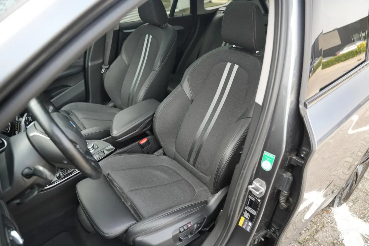 xDrive25e High Executive Panoramadak Adapt Cruise Headup Harman/Kardon Memory