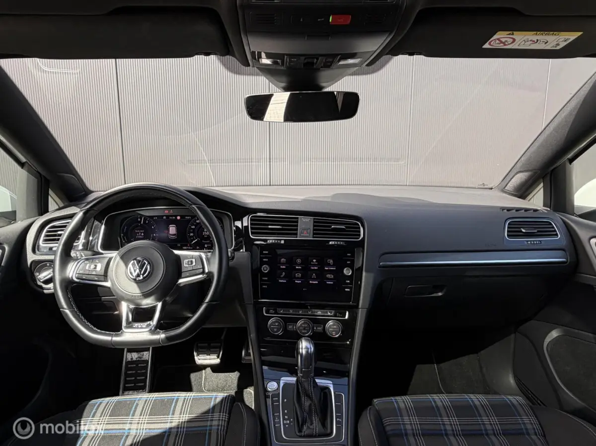 1.4 TSI PHEV GTE/Pano/Virtual/1e eig/ACC/Cam