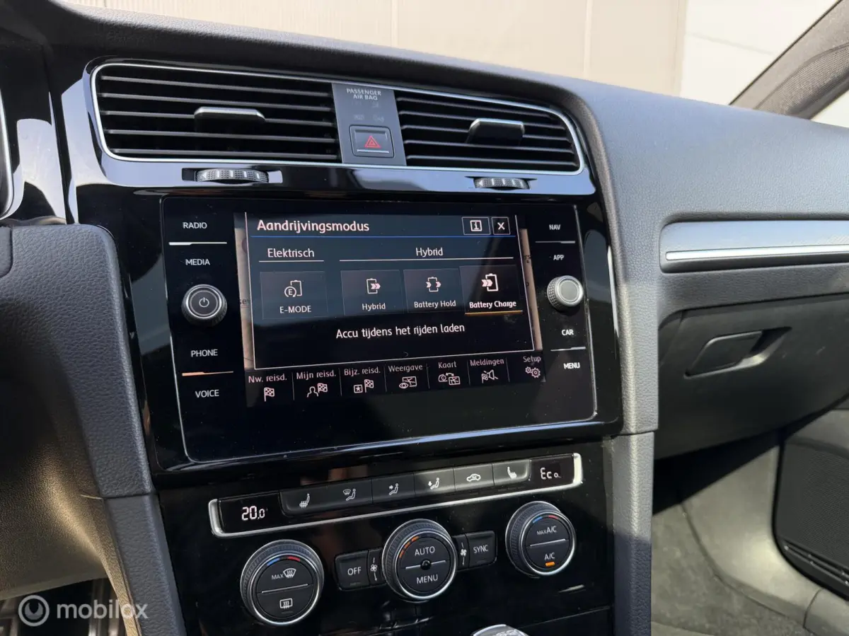 1.4 TSI PHEV GTE/Pano/Virtual/1e eig/ACC/Cam