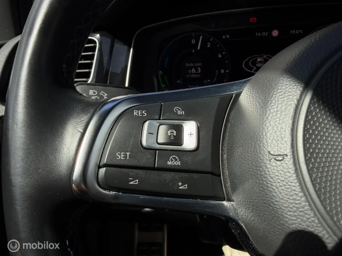 1.4 TSI PHEV GTE/Pano/Virtual/1e eig/ACC/Cam
