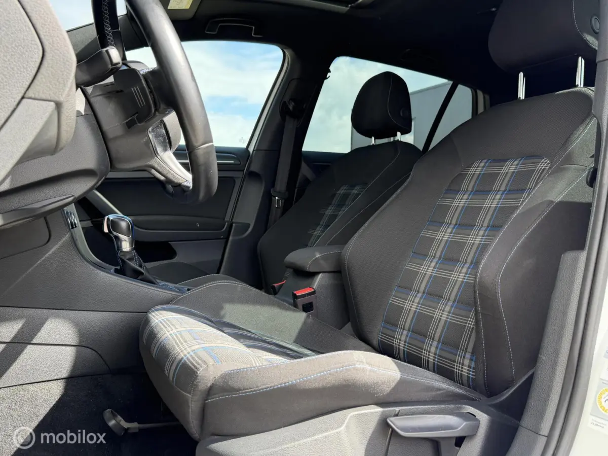 1.4 TSI PHEV GTE/Pano/Virtual/1e eig/ACC/Cam