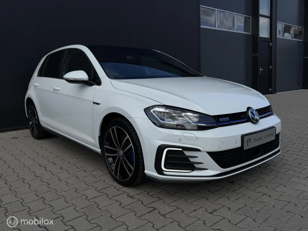 1.4 TSI PHEV GTE/Pano/Virtual/1e eig/ACC/Cam
