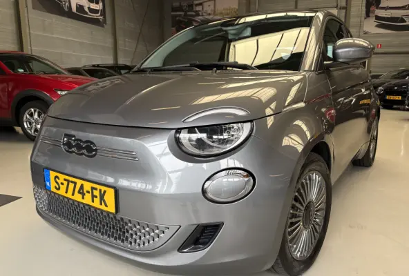 Icon 42 kWh Cruise, Cabrio, Carplay