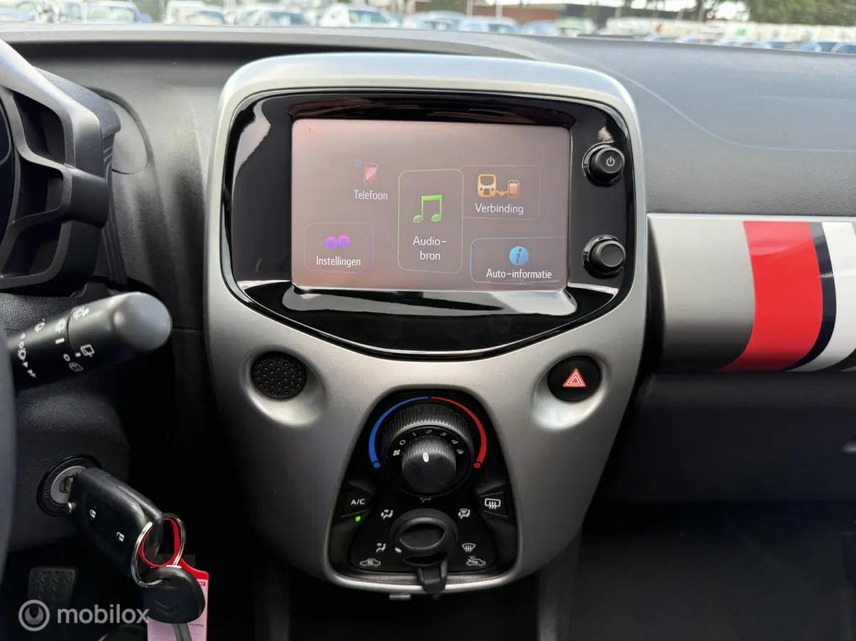 1.0 e-VTi Selection Cabrio NIEUWSTAAT