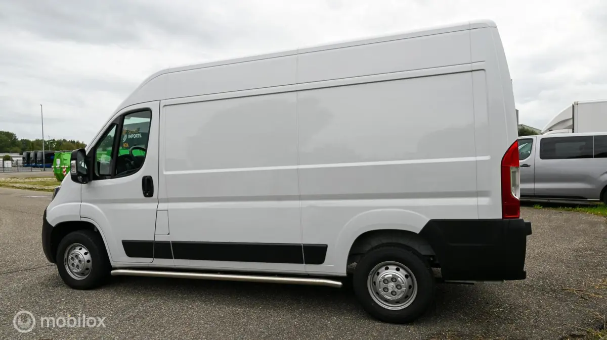 bestel 2.2 BlueHDi 120 PK L2H2 3.3t