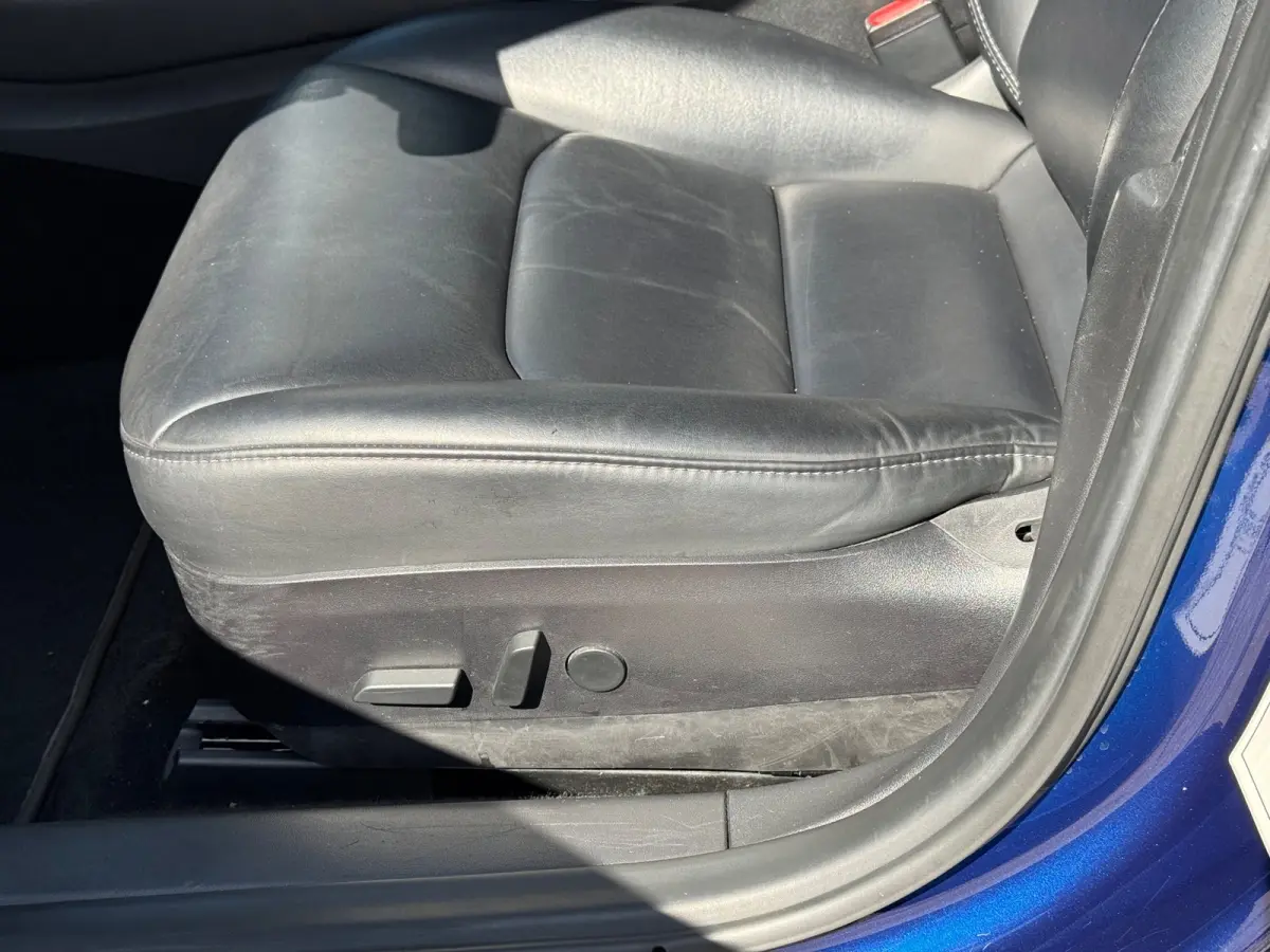 Performance AWD 75 kWh 2019 AUT NAVI BTW NAP!