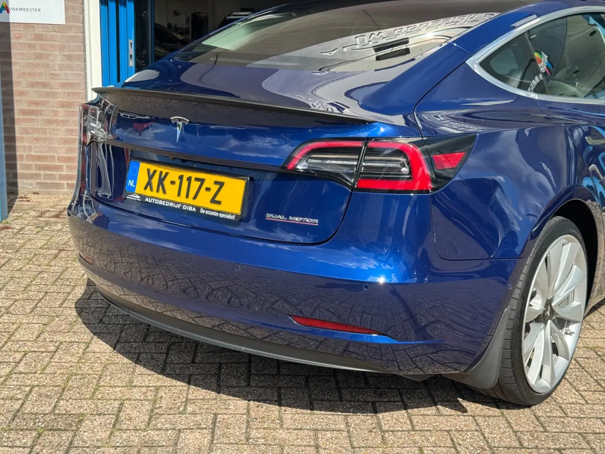 Performance AWD 75 kWh 2019 AUT NAVI BTW NAP!