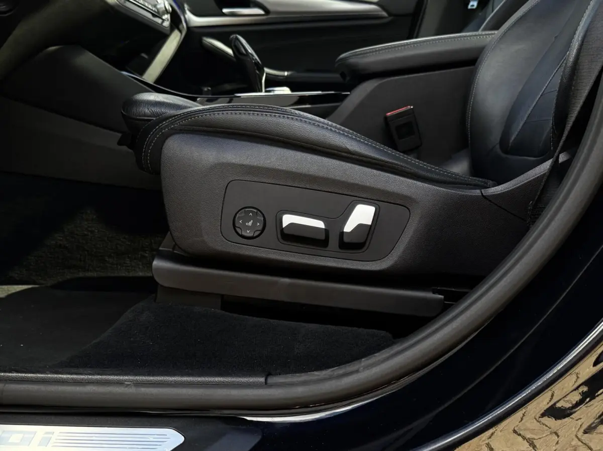 xDrive M40i High Executive |Pano|Ventilatie|Memory