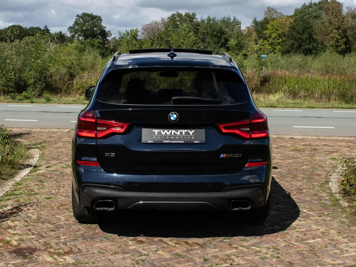 xDrive M40i High Executive |Pano|Ventilatie|Memory