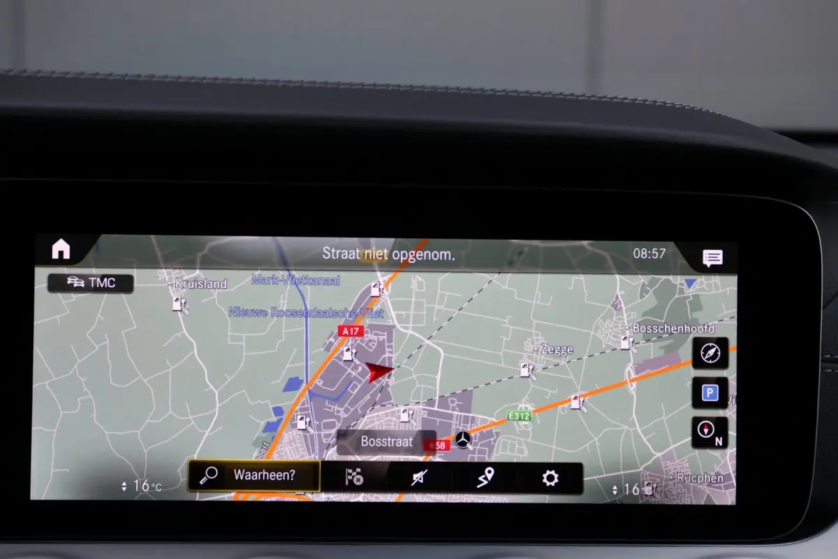 300 e AMG Line | panoramadak | burmester | elek. stoelen | leder | dodehoek detectie | apple carplay