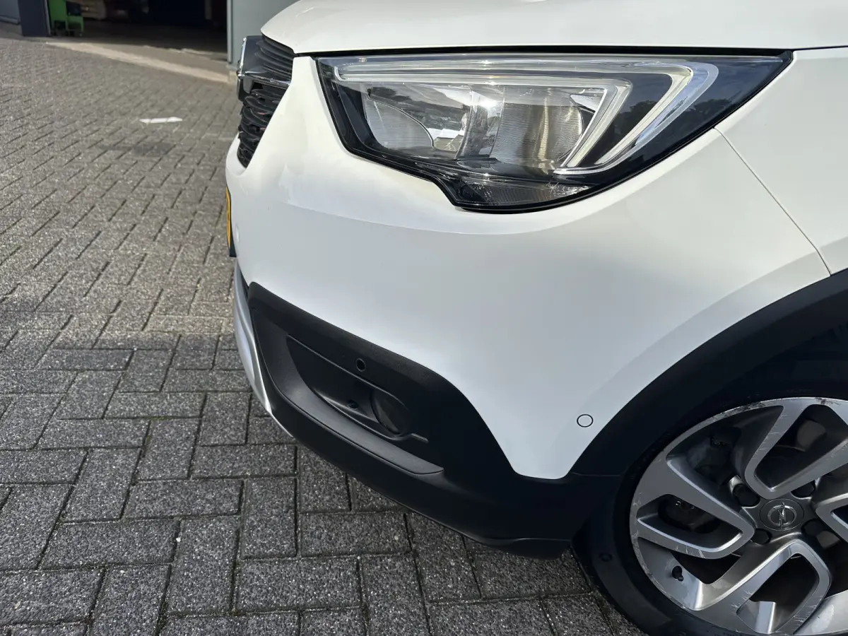 110PK Innovation (Panoramadak - Navigatie - Camera - Automatische Airco - Apple Carplay - Parkeersensoren V+A - Reservewiel)