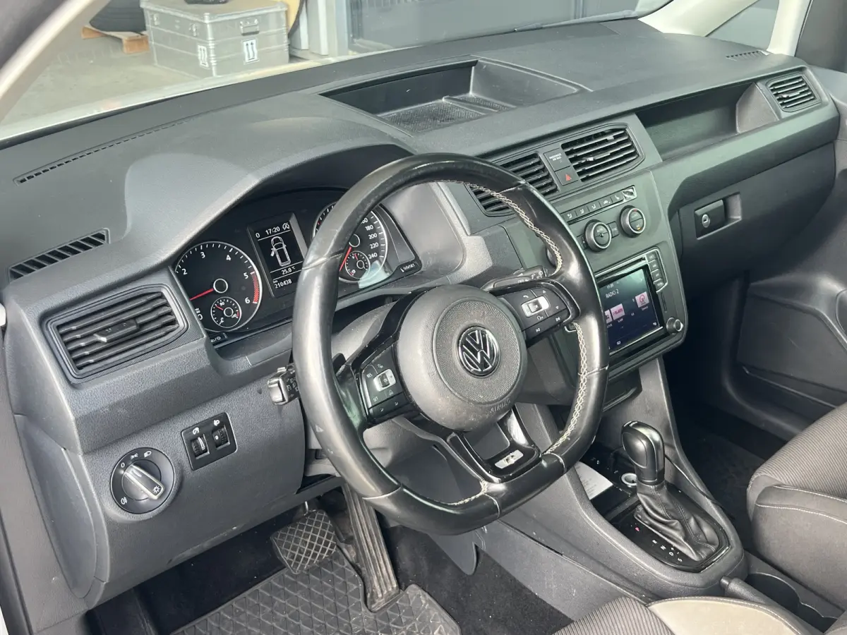 2.0 TDI L1H1 BMT | R | AUTOMAAT | LMV 17'' | PDC | CLIMATE CONTROL | BLUETOOTH