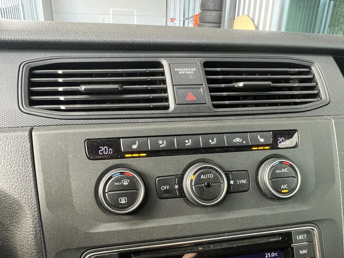 2.0 TDI L1H1 BMT | R | AUTOMAAT | LMV 17'' | PDC | CLIMATE CONTROL | BLUETOOTH