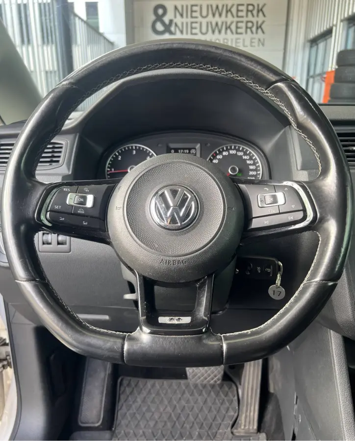 2.0 TDI L1H1 BMT | R | AUTOMAAT | LMV 17'' | PDC | CLIMATE CONTROL | BLUETOOTH