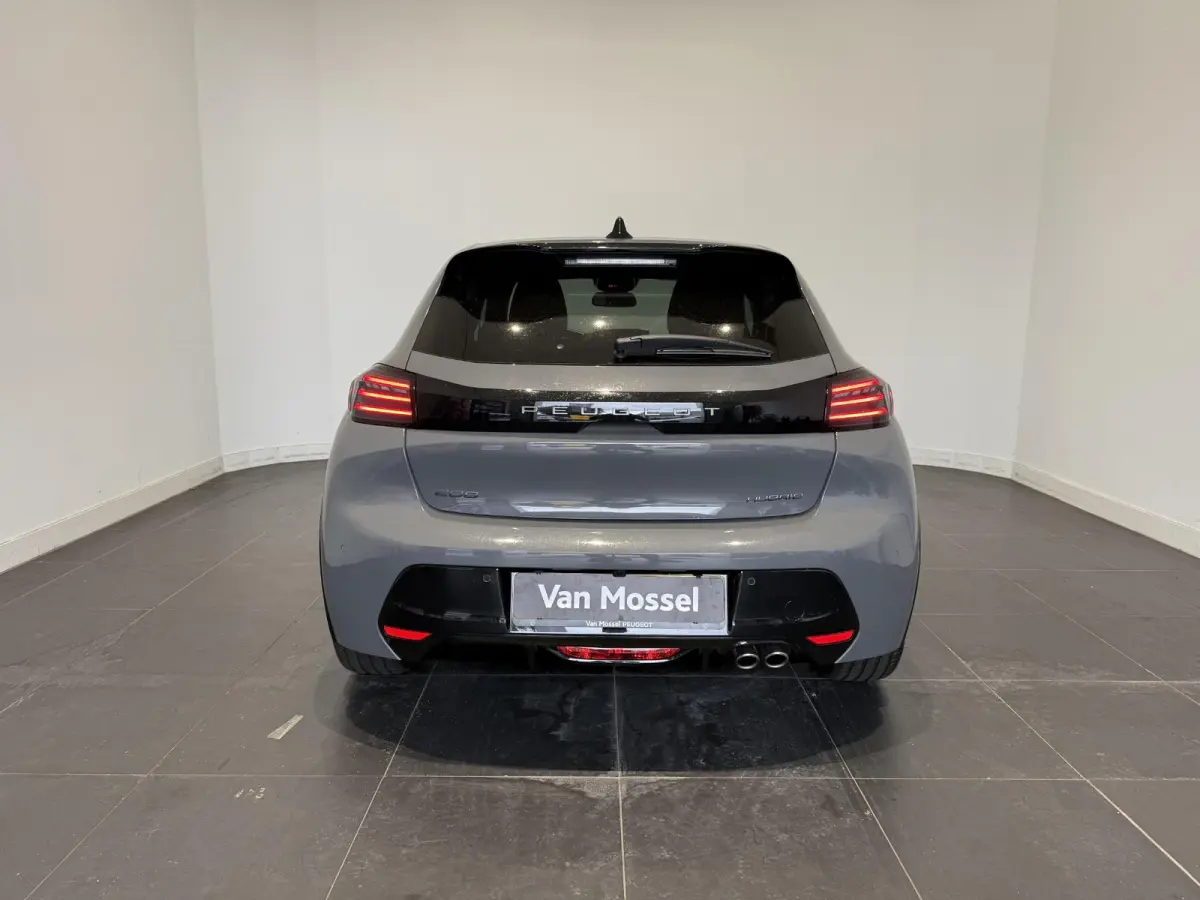 1.2 Hybrid 145 e-DCS6 GT | APPLE CARPLAY & ANDROID AUTO | CAMERA VOOR EN ACHTER | MASSAGE STOEL | STOELVERWARMING | DEMO AUTO |