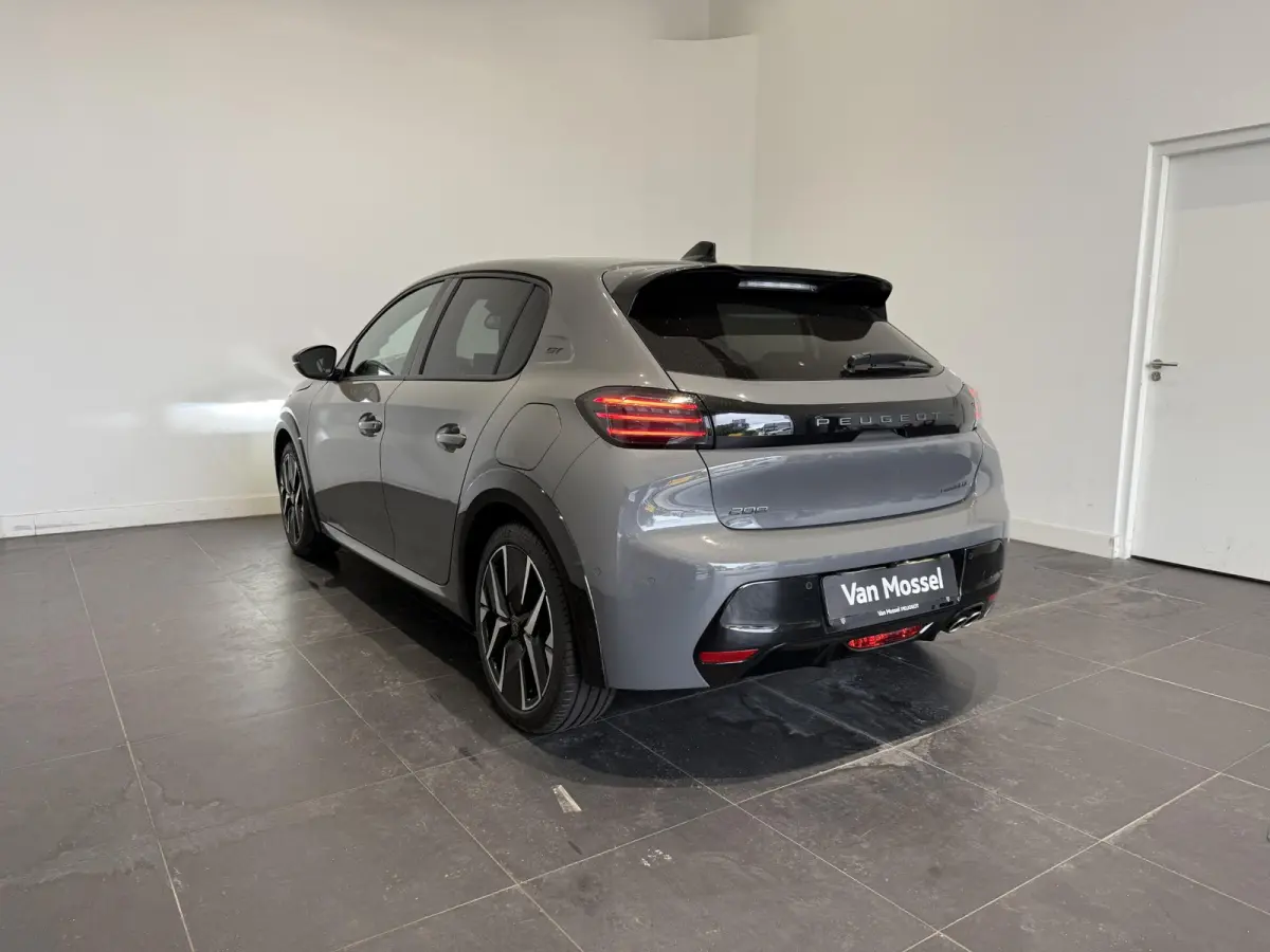 1.2 Hybrid 145 e-DCS6 GT | APPLE CARPLAY & ANDROID AUTO | CAMERA VOOR EN ACHTER | MASSAGE STOEL | STOELVERWARMING | DEMO AUTO |
