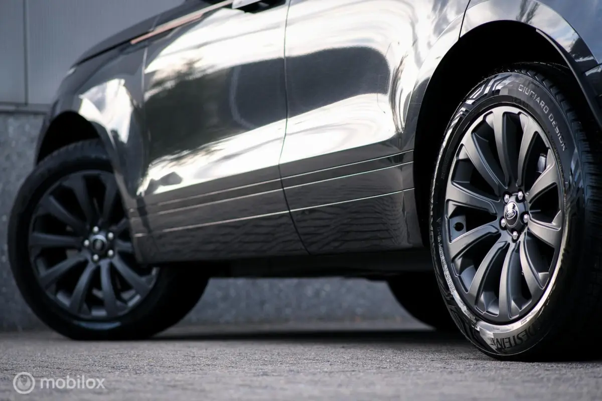 2.0 D200 R-Dynamic HSE | Grijskenteken | Bedrijfswagen | Cold Climate pack | 2022 | BTW auto | Zeer mooi | Camera | Leder Alcantara |