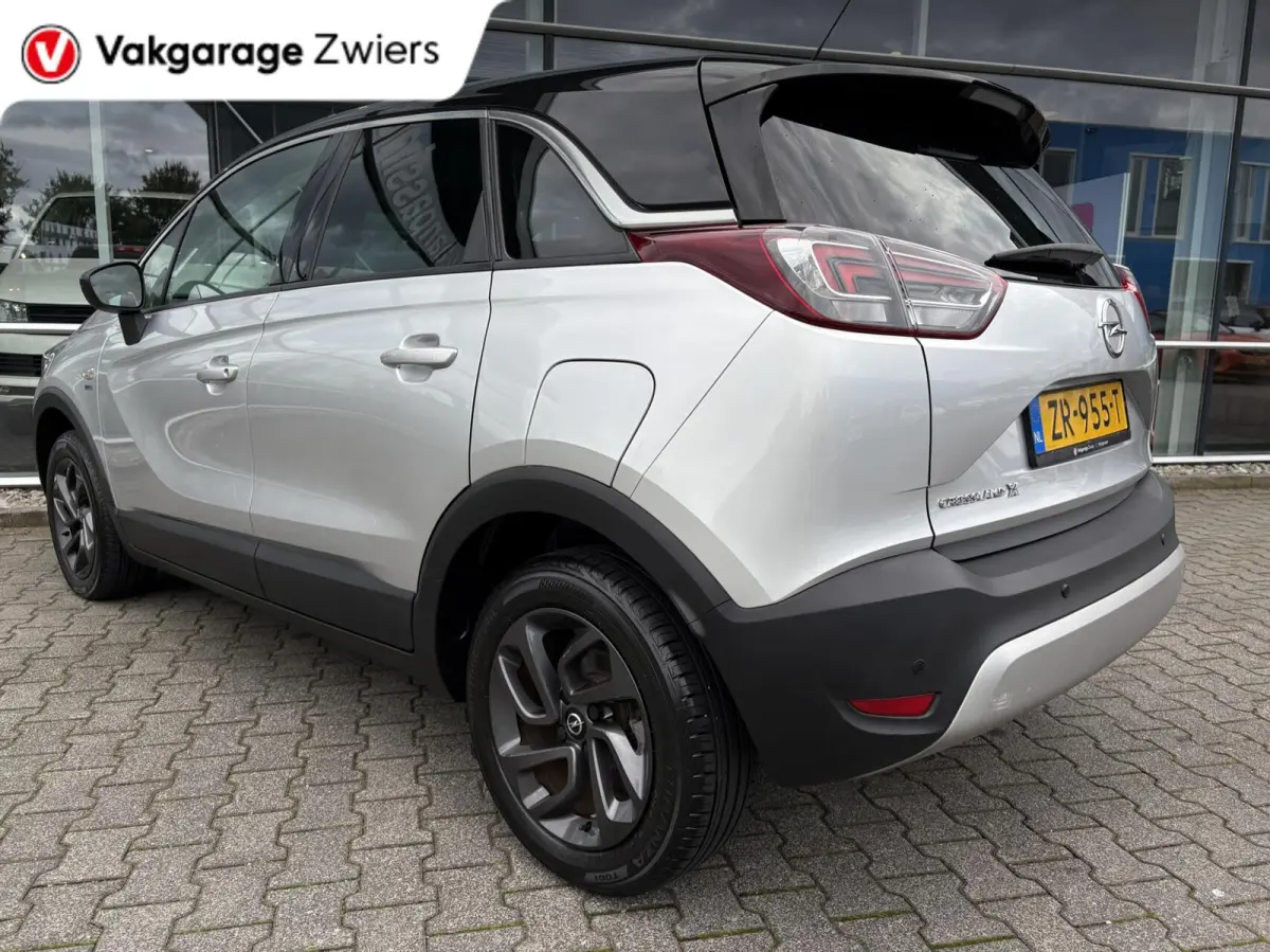 1.2 Turbo 120 Jaar Edition Cruise|Carplay|Airco.