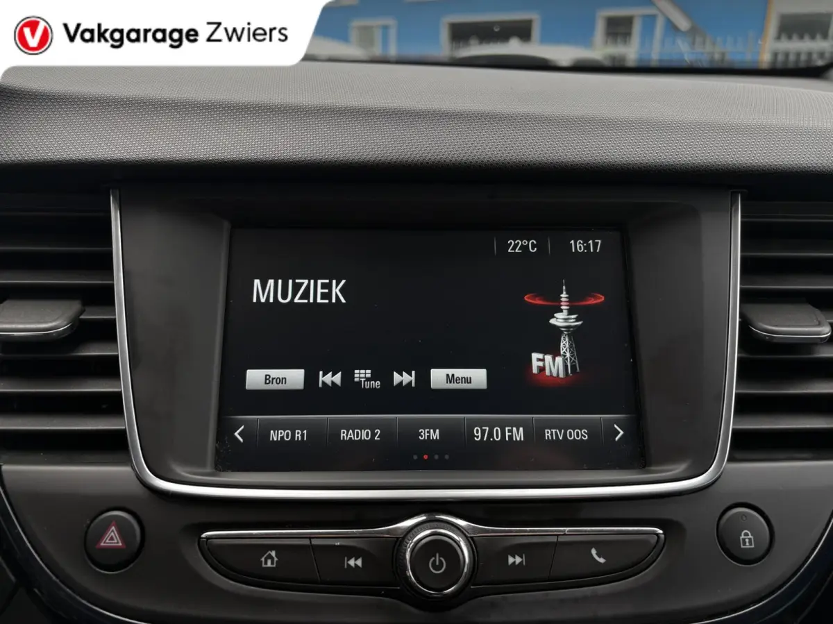 1.2 Turbo 120 Jaar Edition Cruise|Carplay|Airco.