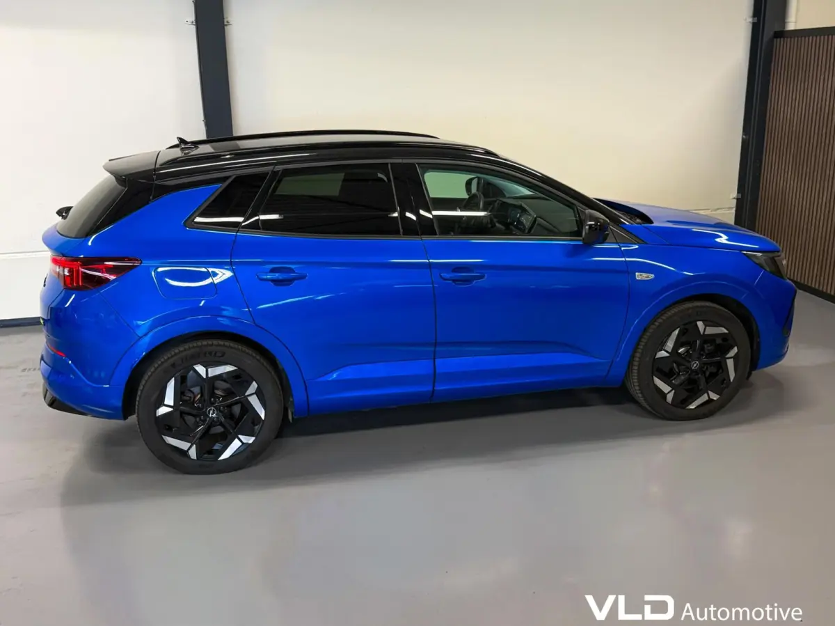 GS 1.6 Turbo Plug-In Hybrid4 4x4 GSe