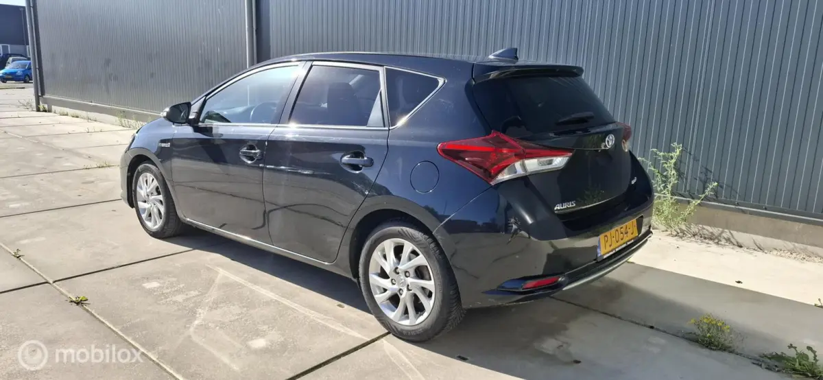 1.8 Hybrid Black Edition