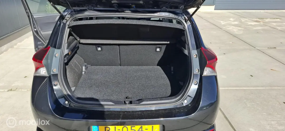 1.8 Hybrid Black Edition 108000 km