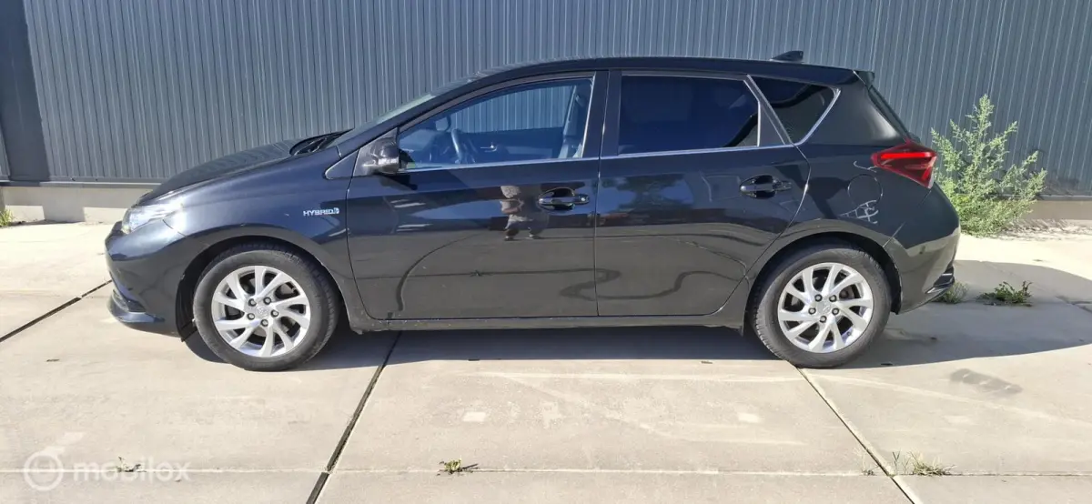1.8 Hybrid Black Edition
