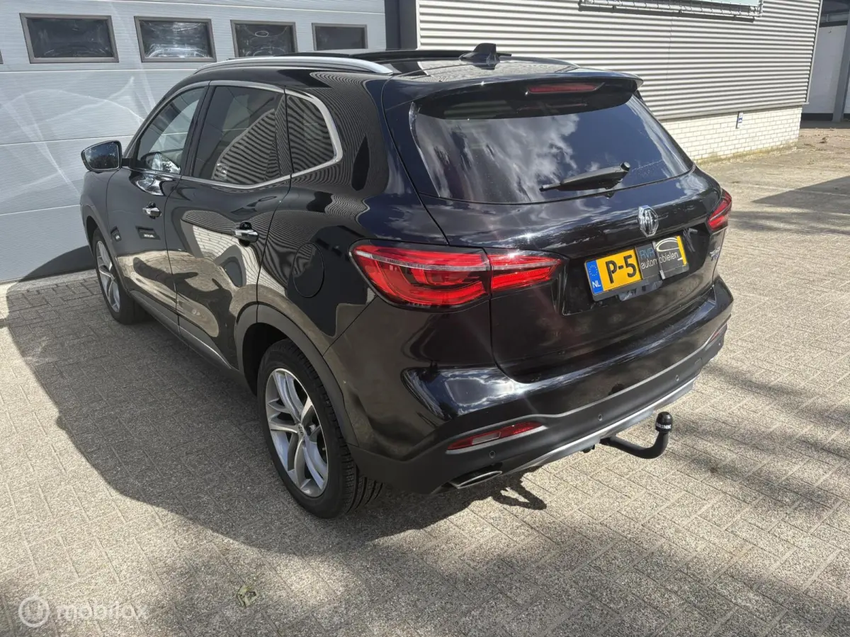 1.5 TGDI Luxury/PLUG-IN/PANODAK