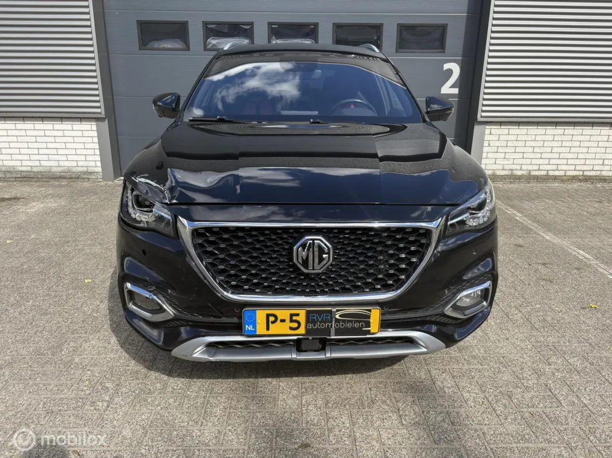 1.5 TGDI Luxury/PLUG-IN/PANODAK