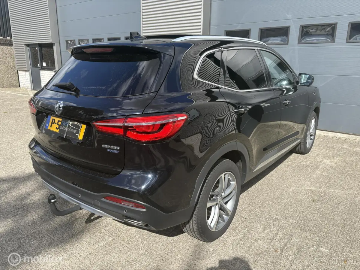 1.5 TGDI Luxury/PLUG-IN/PANODAK