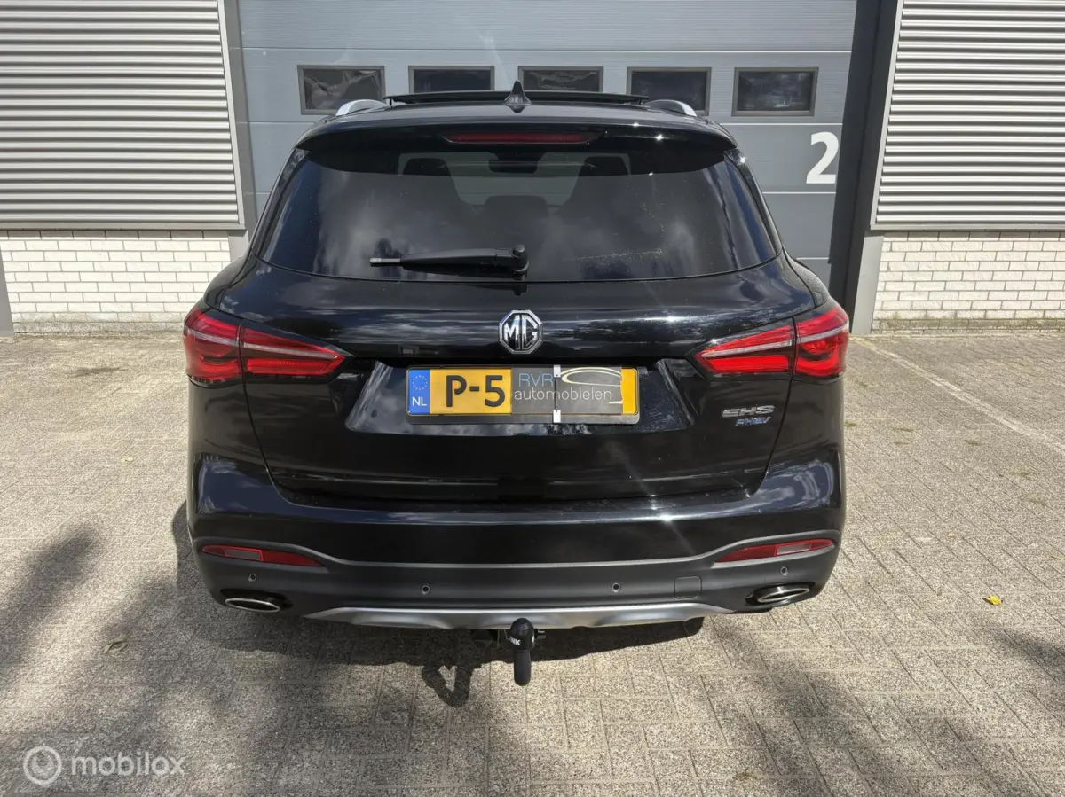 1.5 TGDI Luxury/PLUG-IN/PANODAK