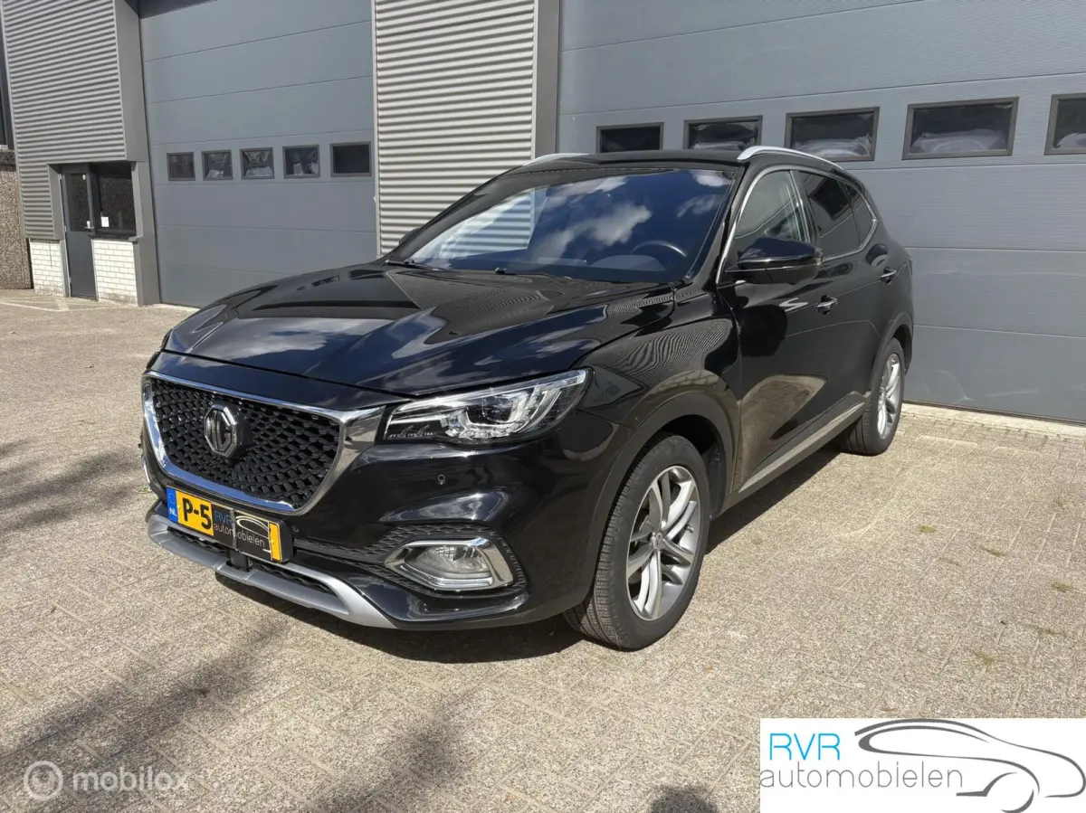 1.5 TGDI Luxury/PLUG-IN/PANODAK