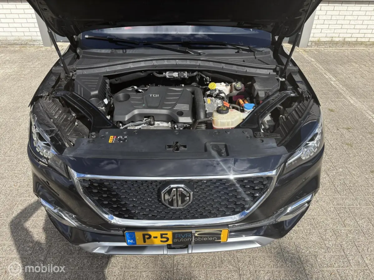 1.5 TGDI Luxury/PLUG-IN/PANODAK